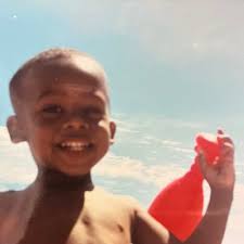 Amber Merrill (@mmitsamber)