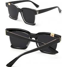 Profitez des prix mini de cendriyon pour vous offrir la paire de lunette de découvrez un large choix de lunettes de soleil femme au design très tendance. Lunettes De Soleil Carrees Pour Homme Femme Lunette De Soleil Pas Cher