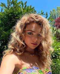 What do you love about me ?💕 eyton