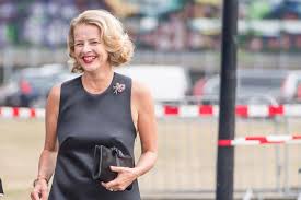 © 2020 mabel mcvey, under exclusive license to polydor, a division of universal music operations limited. Prinzessin Mabel Sie Schlagt Ein Neues Kapitel Auf Gala De