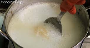 Pasalnya, sabun beras tersedia dalam berbagai varian dan aroma. Cara Membuat Sabun Cair Menggunakan Bahan Alami Banaran