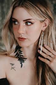 Sandra Biel's Instagram, Twitter & Facebook