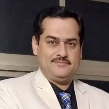 Dananeer with her Father Brigadier Mobeen