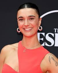 Susie Lacey's Instagram, Twitter & Facebook