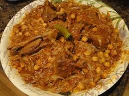 Libyan couscous bil busla (couscous with onions). Macroona Embowkha Libyan Food Food Middle Eastern Recipes