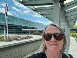 Eva Leake's Instagram, Twitter & Facebook