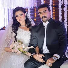أعاد الوضع الصحي للفنانة ياسمين عبد العزيز إلى الأذهان ملف الفنانين الذين عانوا من الإهمال والأخطاء الطبية، فمنهم من لقي حتفه بينما عانى آخرون من غيبوبة تامة، واضطر بعضهم لإجراء أكثر من عملية جراحية حتى عادوا لحياتهم. Ø¢Ø®Ø± ØªØ·ÙˆØ±Ø§Øª Ø­Ø§Ù„Ø© ÙŠØ§Ø³Ù…ÙŠÙ† Ø¹Ø¨Ø¯ Ø§Ù„Ø¹Ø²ÙŠØ² Ø§Ù„ØµØ­ÙŠØ© Ø¨Ø¹Ø¯ 26 ÙŠÙˆÙ…Ø§ Ø¨Ø§Ù„Ù…Ø³ØªØ´ÙÙ‰ Ø§Ù„ÙŠÙˆÙ… Ø§Ù„Ø³Ø§Ø¨Ø¹
