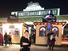 Every october, knott's berry farm turns into knott's scary farm. I Visited Knott S Scary Farm The Largest Halloween Attraction In Ca