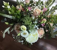 What a lovely weekend for a wedding! My bride chose blush pinks, whites and  greens for her big day and it was a pleasure to create the flowers for her.