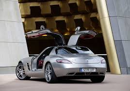 Golden Limousine A Car Rental That Rents Very Expensive Cars Including Mercedes Bmw And Audi Mercedes Benz Sls Amg Mercedes Benz Sls Benz