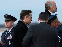 Elon Musk en EL PAÍS | Pág. 2