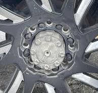 What is the difference between universal 5 lug wheels?