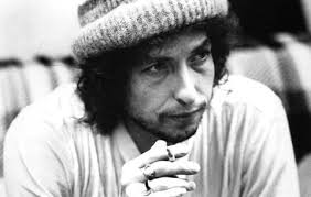 Bob Dylan lance une nouvelle marque de whisky appelée "Heavens' Door"