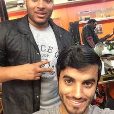 RED'S CREATIVE CUTS UNISEX SALON