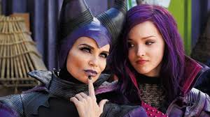 Descendentii 2 descendants 2 it's going down desene animate online dublate si subtitrate in limba romana disney hd gratis. Disney S Descendants Trailer 2015 Youtube