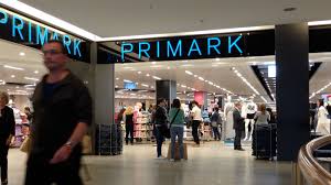 Primark hält ein breites produktsortiment an damen kleidung online. Primark Bild Erklart Den Hype Um Den Billig Discounter Wirtschaft Bild De