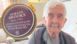 Talented Oldham craftsman recognised with town centre plaque