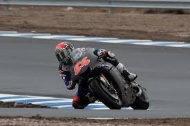 Jonas folger kehrte zur stätte seines bisher größten erfolges zurück. Jonas Folger Yamaha Kymiring Wie Der Sachsenring Motogp Speedweek Com