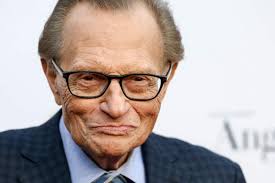 Larry King, el hombre de tirantes y lentes que 'confesó' a las  personalidades