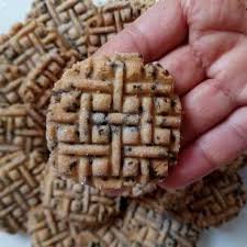 Masʻûd (d.700/1300), gained acceptance with great interest of many people in the era it was written. Ø­Ù„ÙˆØ© Ø¬Ø§ÙØ© Ø³Ù‡Ù„Ø© Ùˆ Ø³Ø±ÙŠØ¹Ø©