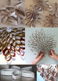 Les rouleaux de papier toilette sont un classique des bricolages en fin d'année surtout, lutins et père noël se fabriquent bien avec un rouleau de papier toilette. Unique Stock De Fleur Avec Rouleau Papier Toilette Deco Noel Idee Deco Noel Craft