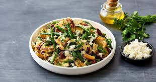 Recette Salade De Haricots Verts Croutons Et Feta 750g Recette En 2020 Salade Haricots Verts Salade Haricot Recette Haricot Vert