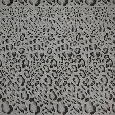 Eine große auswahl an baumwolljersey, sweat und french terry für jungs und männer mit besonderem. Jacquard Stoff Leo Abstrakt Grau Schwarz Muster Jacquardstoffe Stoffe De