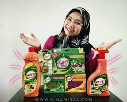 Botol spray ini juga bisa kamu bawa saat pergi piknik bersama buah hati di taman terbuka untuk melindunginya dari gigitan semut nakal. Swipel Serai Wangi Berkesan Halau Serangga Semut Lipas Lalat