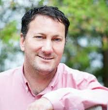 Martin Mackey's Instagram, Twitter & Facebook