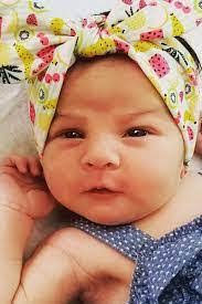 Ashleigh Shanks's Instagram, Twitter & Facebook