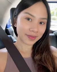 recent faves 🤍 somewhat dreamy somewhat real!!! I told myself to be  posting dumps twice a month but hella how do people find the time to  post... anyway ill try again next week 🍊🌷👟🏋🏻‍♀️👩🏻‍💻🛁