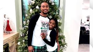 Her height is 4'8 and approximately 104 pounds with a size 7 shoe she is considered to be the greatest and. Simone Biles On What Boyfriend Jonathan Owens Cooks For Dinner