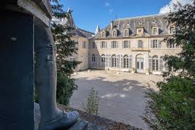 Châteaus or châteaux) has a wider meaning than the english castle: French Castle Kept In The Family For Centuries Asks 2 Million