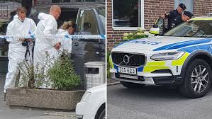 Enligt polisen har en person blivit skjuten på en frisörsalong. Ttj5tecpx8i1nm