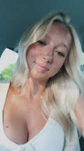 kb (@karabeth.davis)