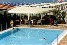Things to do near bagno il cavallone. 30 Bagno Onda