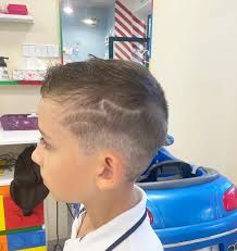 Dla naszych najpiękniejszych dziewczynek przedstawiamy nową usługę 🥰  Warkocze bokserskie*