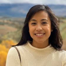 Jennifer Gines's Instagram, Twitter & Facebook