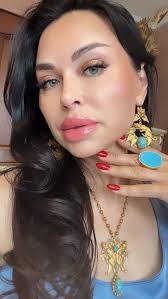 Cosmo Petrone Italy Ювелирные изделия Cosmo PETRONE это ода Женщине