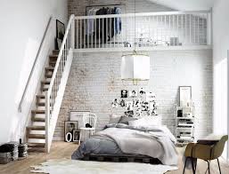 Pengiriman barang waktunya tepat dengan perjanjian. Ide Mendesain Kamar Tidur Sempit Coba Sih 5 Tips Ini