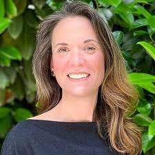 Tracy Mcginnis's Instagram, Twitter & Facebook