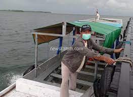 Saat ombak besar datang menghantam, kapal ini pun karam. Pulau Beras Basah Layak Di Datangi Newskaltim