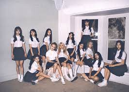 ⁷ loona ot12 & chiwoo centre!!! Loona For Desktop Wallpapers Wallpaper Cave