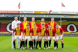 Shop clearance clothes for women ahead of your next coffee date to find a great outfit at a great price, or browse women's sale clothes when you want to add some new pieces to your wardrobe. Ga Eagles Viert Jubileum Met Winst Op Helmond Sport En Recordaantal Punten Ga Eagles Destentor Nl