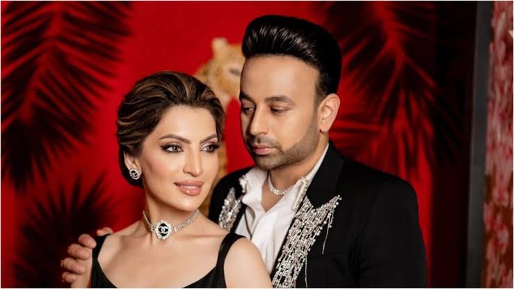 Desi Bling's Tabinda Sanpal Defends Her Statement About Satish 'Partying  With Women': 'I Feel Secure' | Web-series News - News18