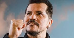 Chandra Reed's Instagram, Twitter & Facebook