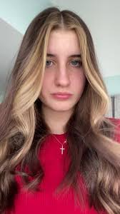 ella sheehan (@ella.sheehan)