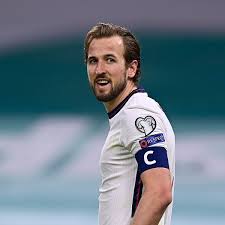 Gary lineker previously claimed that it is not even close over who is the best player out of cristiano ronaldo and lionel messi. Gary Lineker Delivers His Verdict On Tottenham S Harry Kane After His Latest England Heroics Football London