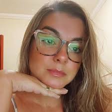 Tayra Marques Perfis