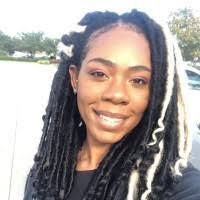 Ariel Foy's Instagram, Twitter & Facebook